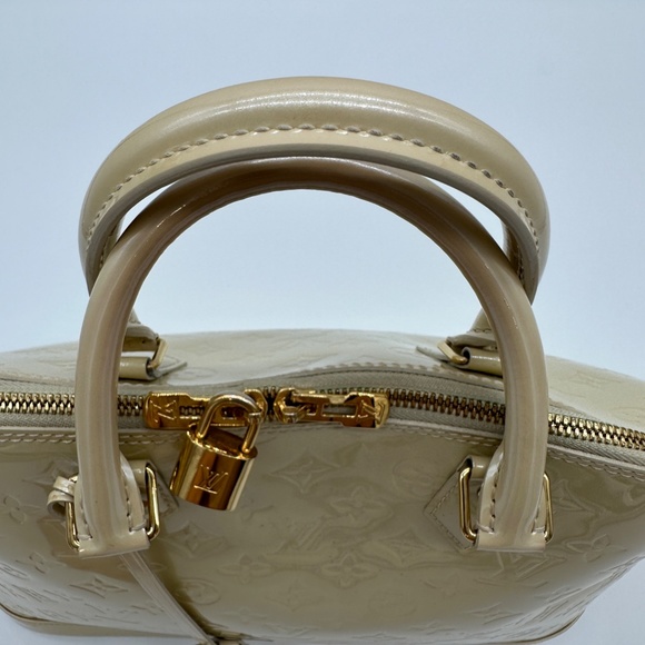 Louis Vuitton ALMA GM MONOGRAM VERNAIS BLANC CORAIL WITH DUSTBAG - Picture 5 of 16